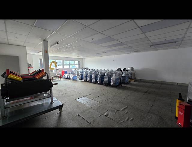 2,170M² WAREHOUSE TO LET IN SPARTAN